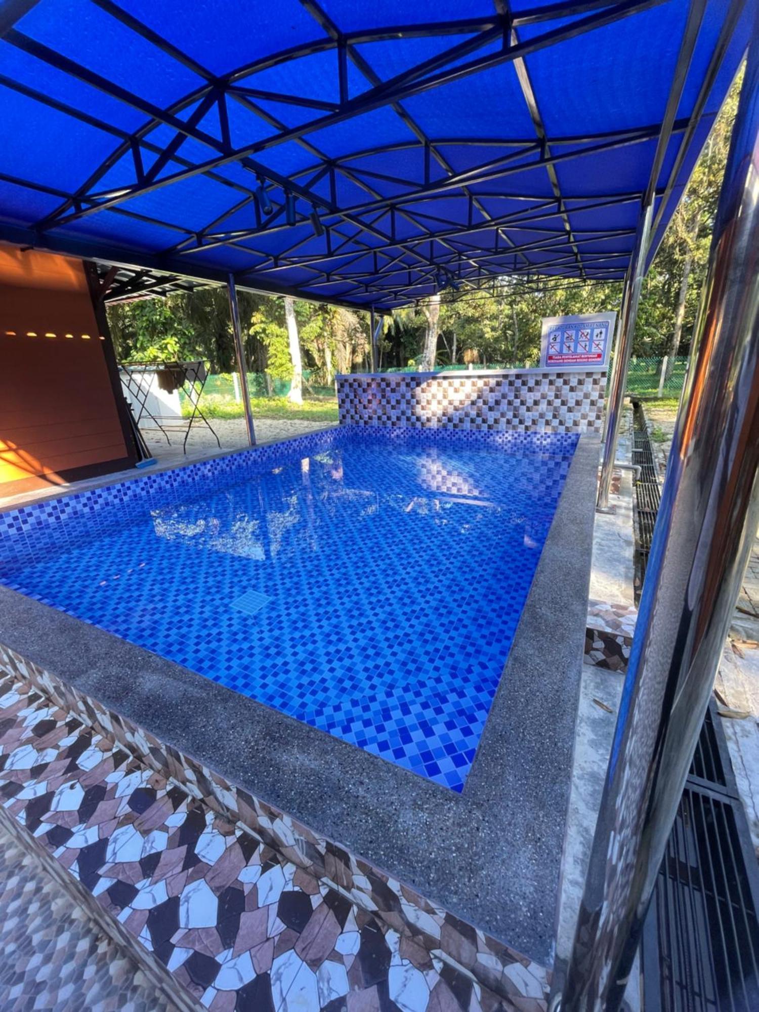 Pool Teratak Dusun Tok Anjang * Muar